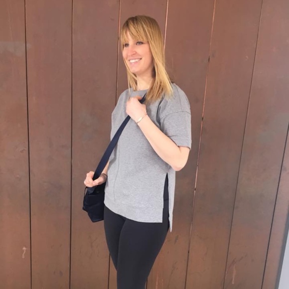 Lululemon Cut Above Tee - Size 6 - Picture 6 of 6